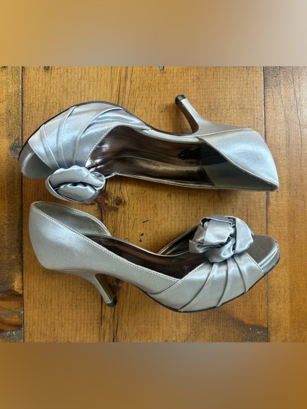Silver Satin Peep-Toe Heels with Rosette Detail size 7.5 UK brand SCHUH